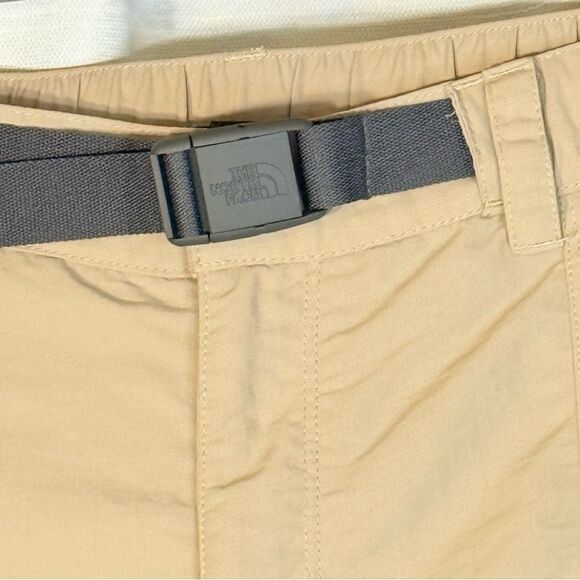 The North Face size M Tan convertible Cargo Pants for Outdoor Adventures - Picture 4 of 14